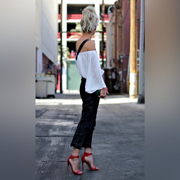 NWOT red heels sandals in size 5.5, 4” heel - Picture 5 of 5